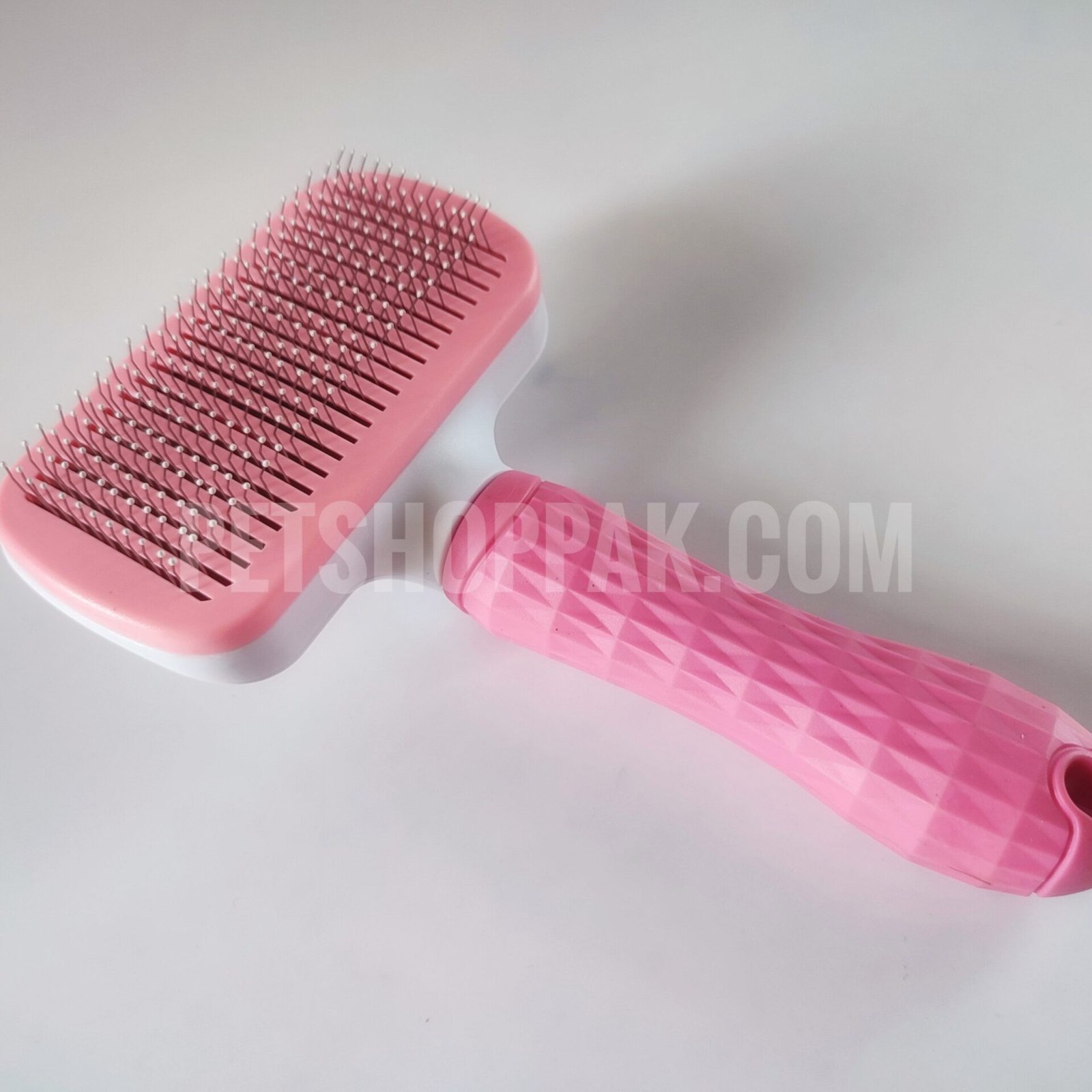 Grooming Button brush – self cleaner
