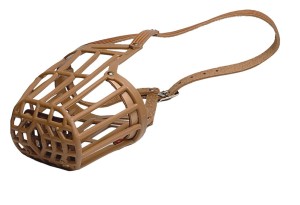 BUSTER Plastic dog muzzle