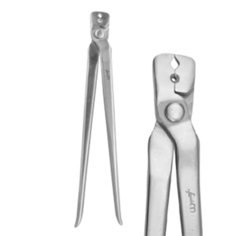 LAADAM NAIL PULLAR