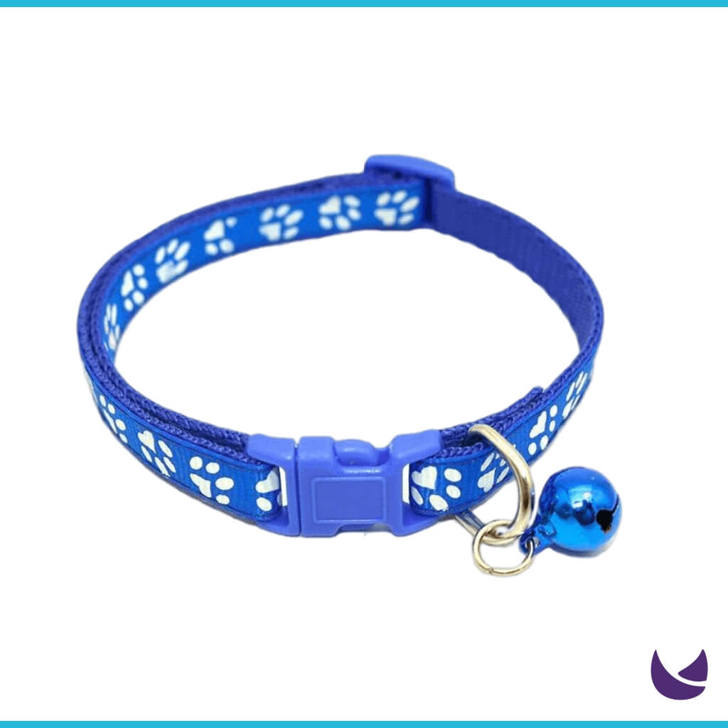 Paw Print Collar for Pets | Fashionable Collar with Buckle and Bell