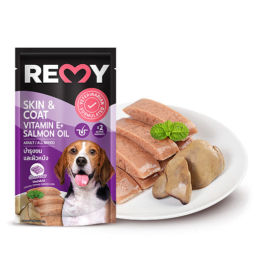 Remy Wet dog food, chicken loaf with chicken liver topping, formulated for healthy coat and skin (110g)