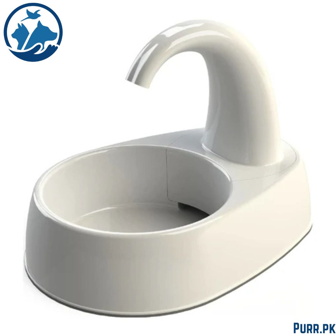 Trixie Pet Water Fountain Plastic Curved Stream 2.5 Litre – 25 × 24.5 × 35 cm