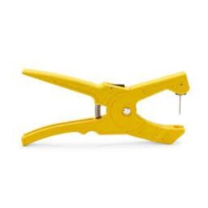 One piece ear tagger