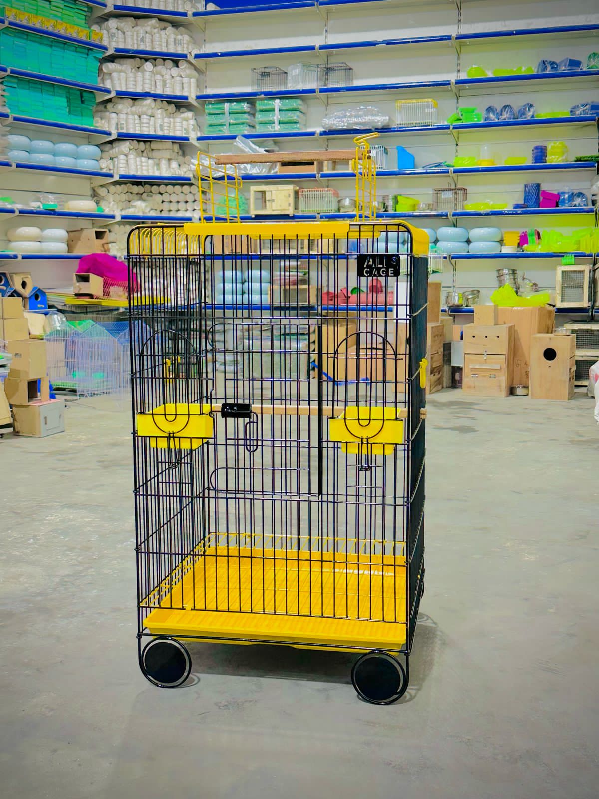Grey classic tamed parrot cage
